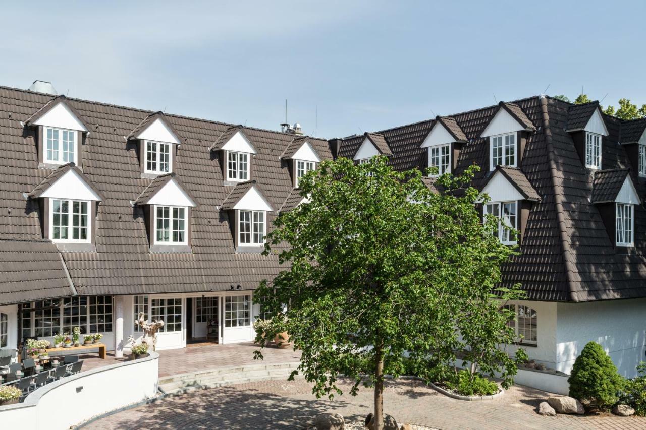 Hotel Villago Eggersdorf  Exteriör bild